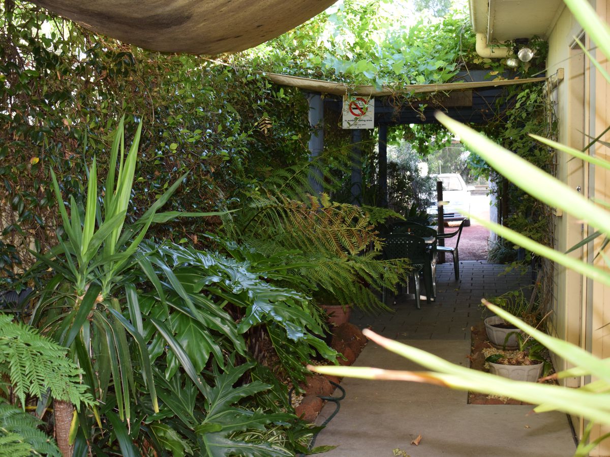 27 High Street, Charlton