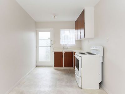 3 / 135 Huxley Street, Sydenham