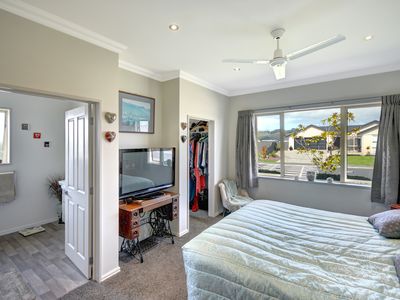 16 Showgate Crescent, Mosgiel