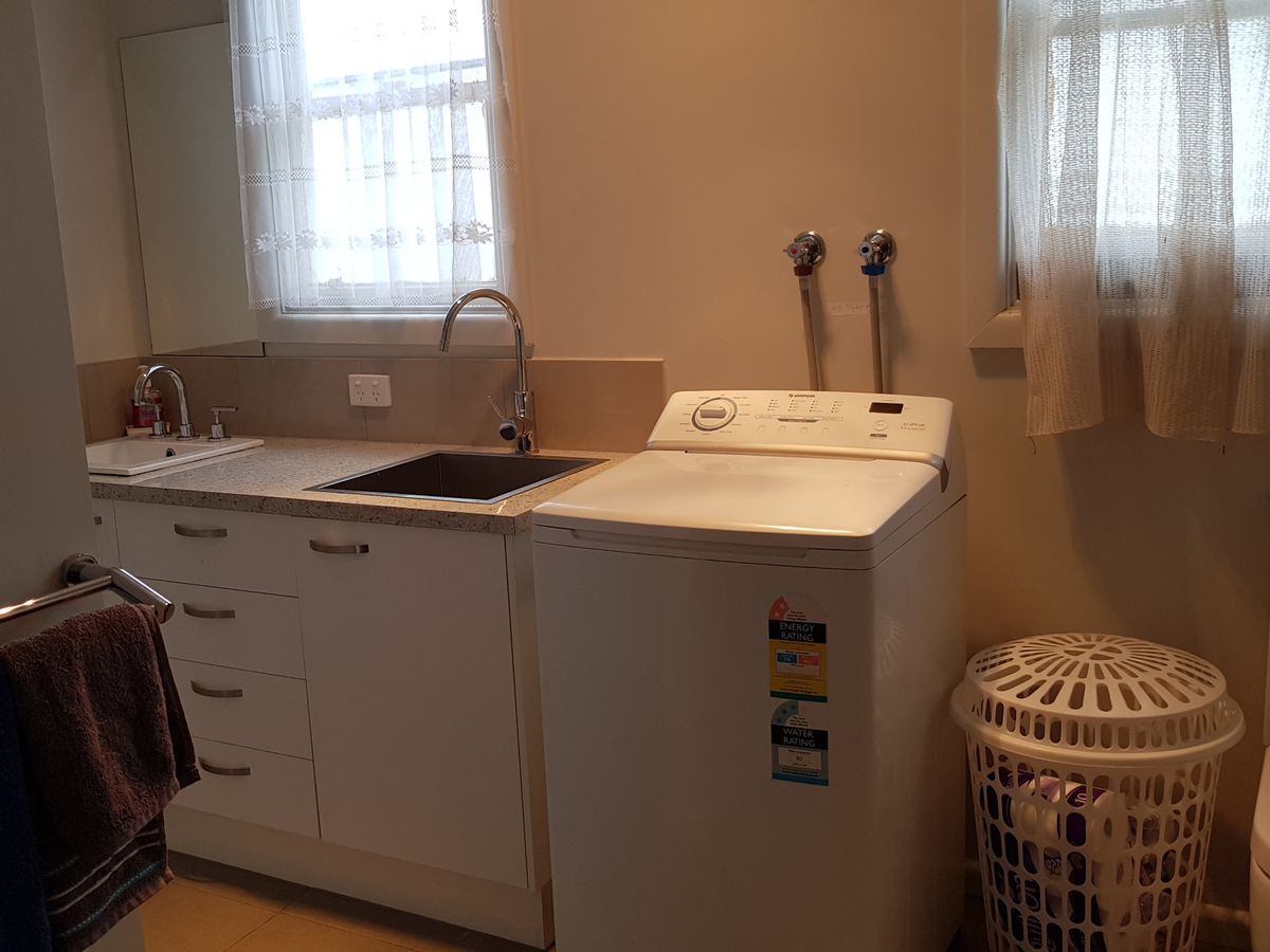 168-170  Railway Road, Elmore