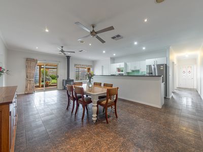 2 Larissa Close, Romsey