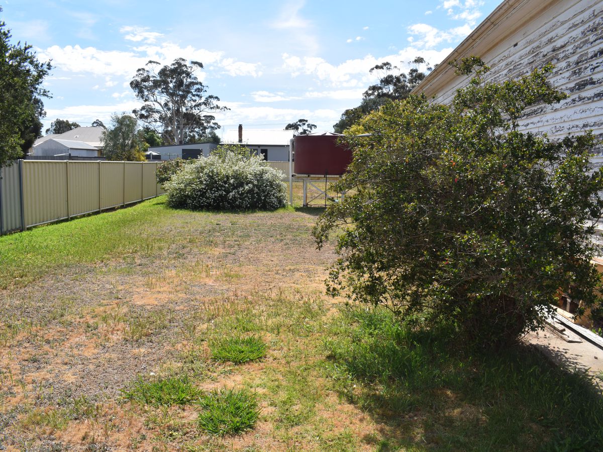 37 Sullivan Street, Inglewood