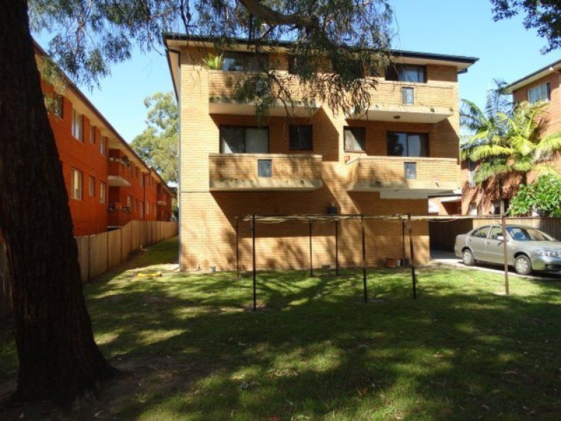 4 / 17 Castle Street, North Parramatta