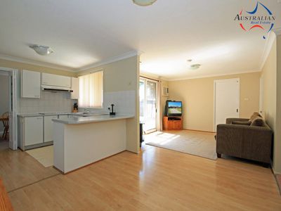 8 Mezen Place, St Clair