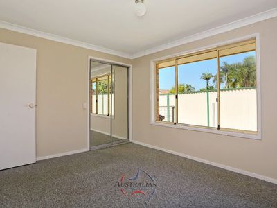 11 Farmer Place, St Clair