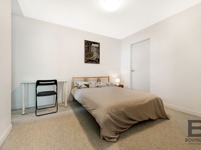 1712 / 1 Ascot Vale Road, Flemington