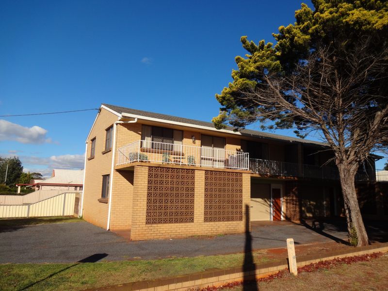 4 / 52 Cortess Street, Harristown