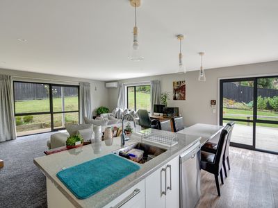 14 Clearwater Street, Broad Bay