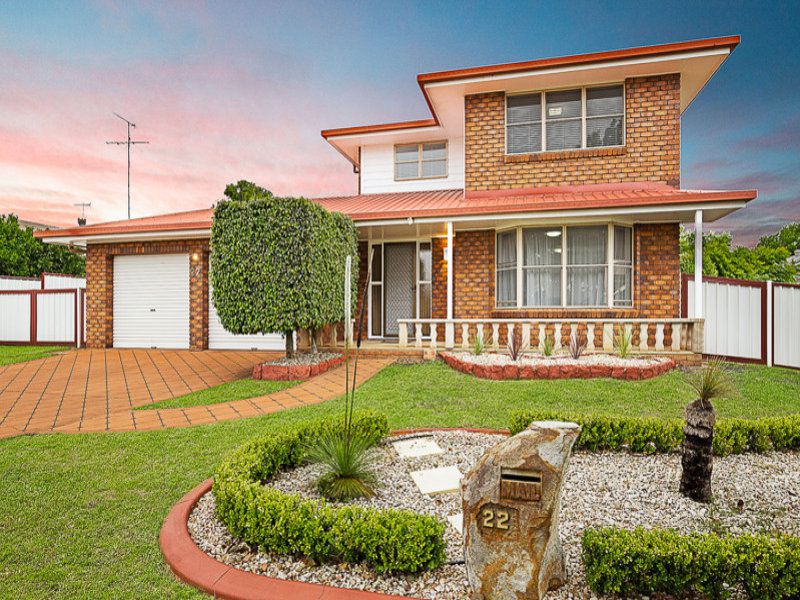 22 Jull Drive, Centenary Heights