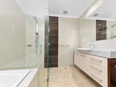 432 / 130 Esplanade, Darwin City