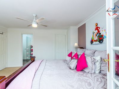 2 Netherton Avenue, St Clair