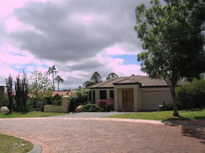 4 Woodlands Close, Toowoomba