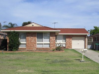 12 Kalambo Place, St Clair