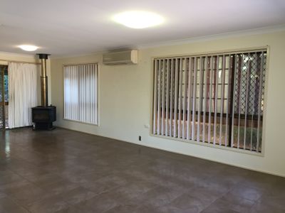 2 / 19 Port Street, Wilsonton Heights