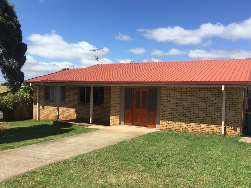 10 Coolawin Court, Wilsonton Heights