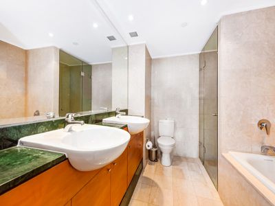 2904 / 70 Market Street, Sydney