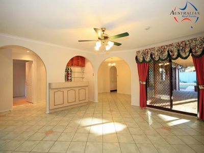 130 Pine Creek Circuit, St Clair