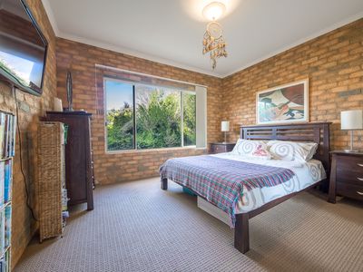 13 Muir Court, Romsey