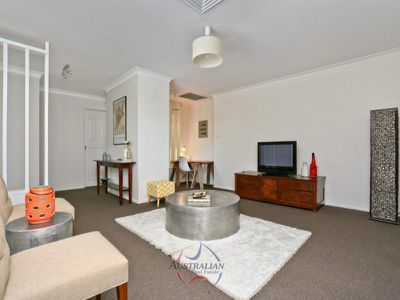 15 Colorado Drive, St Clair