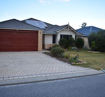 31 Barcoo Bend, Hammond Park