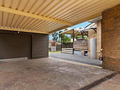 12 Lindwall Court, St Clair