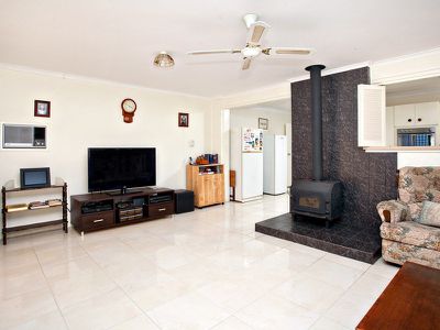 14 Harvey Circuit, St Clair