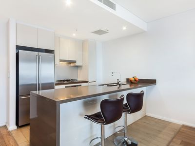 647 / 10 Victoria Park Parade, Zetland