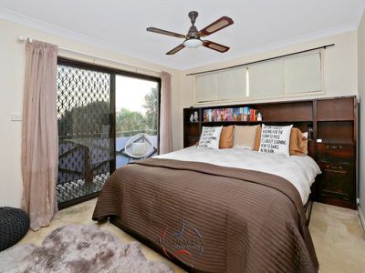 6 Omega Place, St Clair