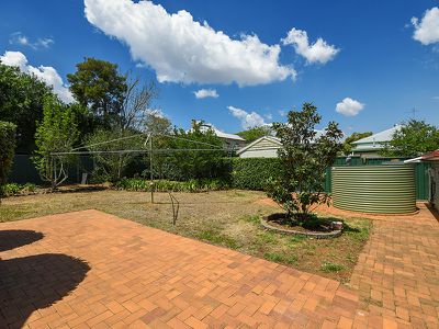 2 Stirling Street, East Toowoomba