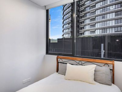 321 / 2 Betty Cuthbert Avenue, Sydney Olympic Park