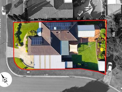 10 Tonga Close, St Clair