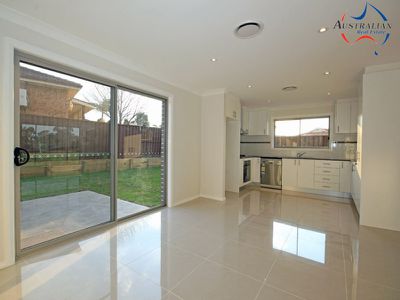 2 / 6 Edmund Blackett Close, St Clair