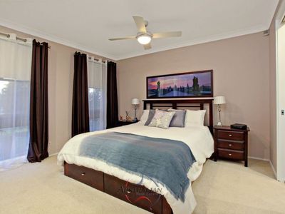 3 Halifax Court, St Clair