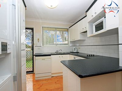 2 Fontana Close, St Clair