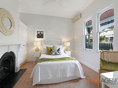 8 Mackenzie, Rozelle