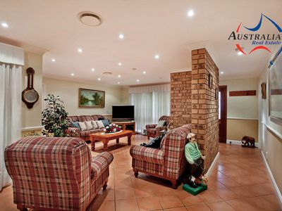 6 Colorado Drive, St Clair