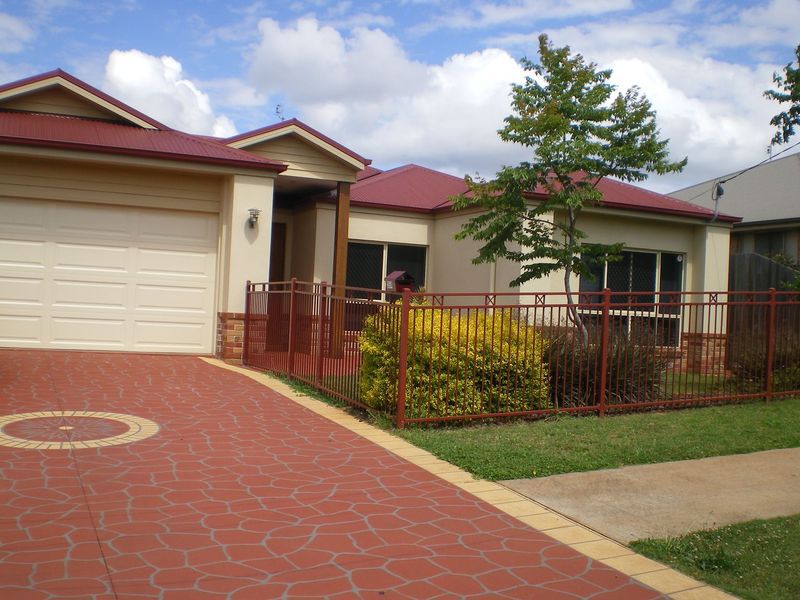 354 Mackenzie Street, Rangeville