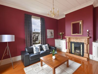 10 Littlebourne Road, Roslyn