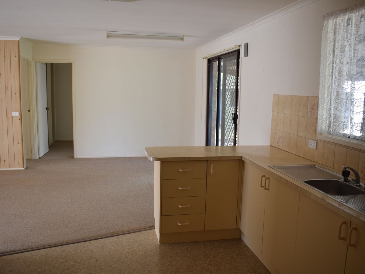 18 Powlett Road, Inglewood