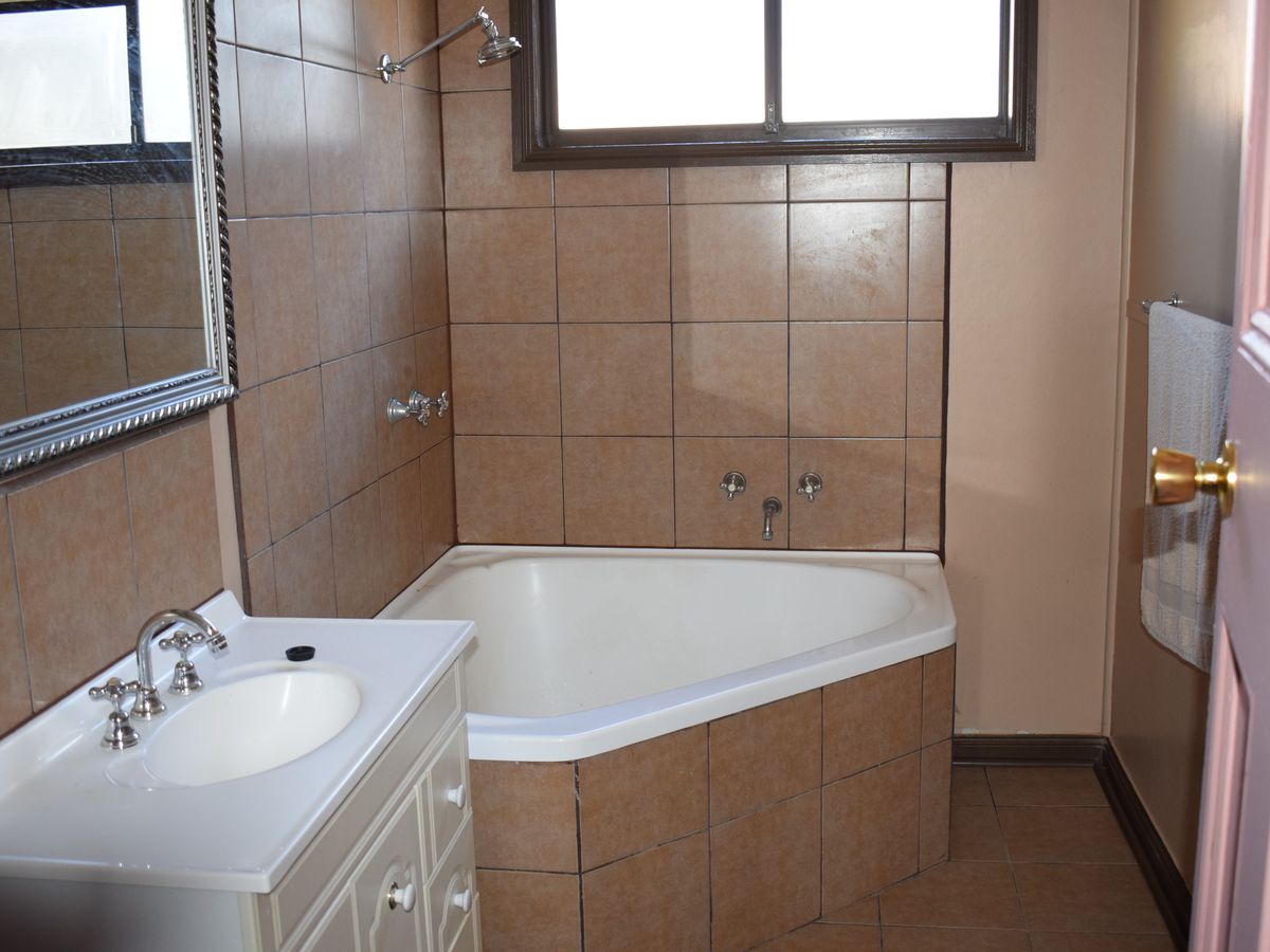 53 Sullivan Street, Inglewood