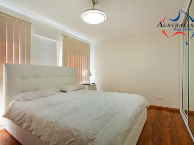 13 Alexandra Circuit, St Clair