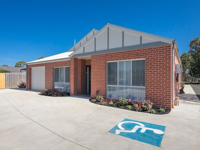 27 Main Street, Romsey