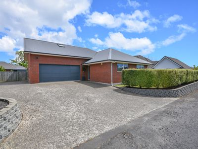 13 Irwin Logan Drive, Mosgiel