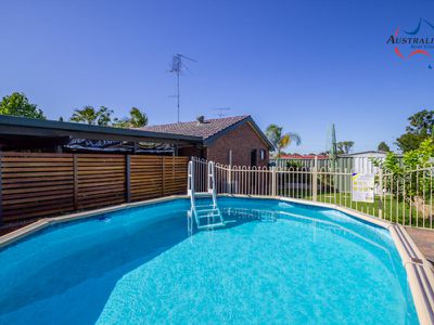 130 Pine Creek Circuit, St Clair