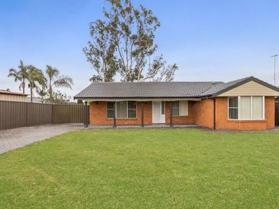 2 Hart Place, St Clair