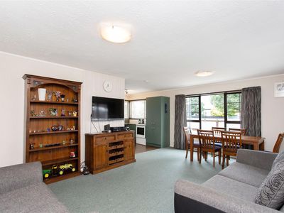 1/172 Sawyers Arms Road, Bishopdale