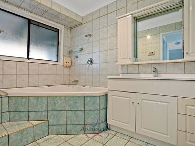 3 Hibiscus Court, St Clair