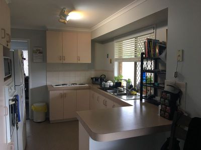 17 Silver Gum Court, Glenvale