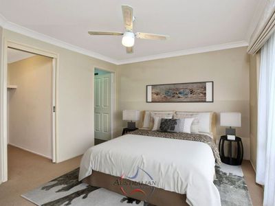 8 Pecos Close, St Clair