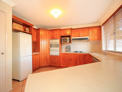 15 Belledale Close, St Clair